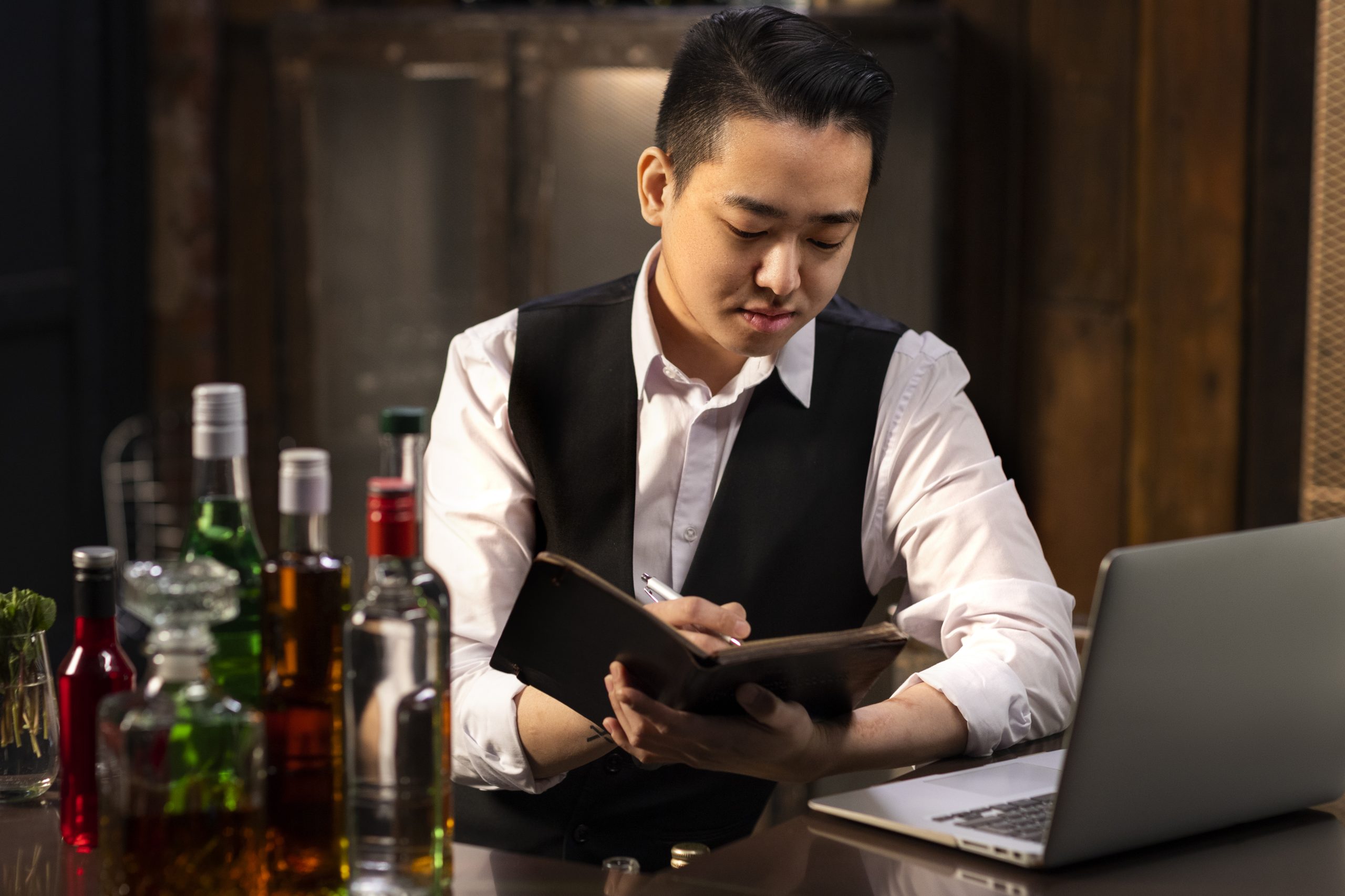Những chi phí cố định trong kinh doanh nhà hàng không được giảm