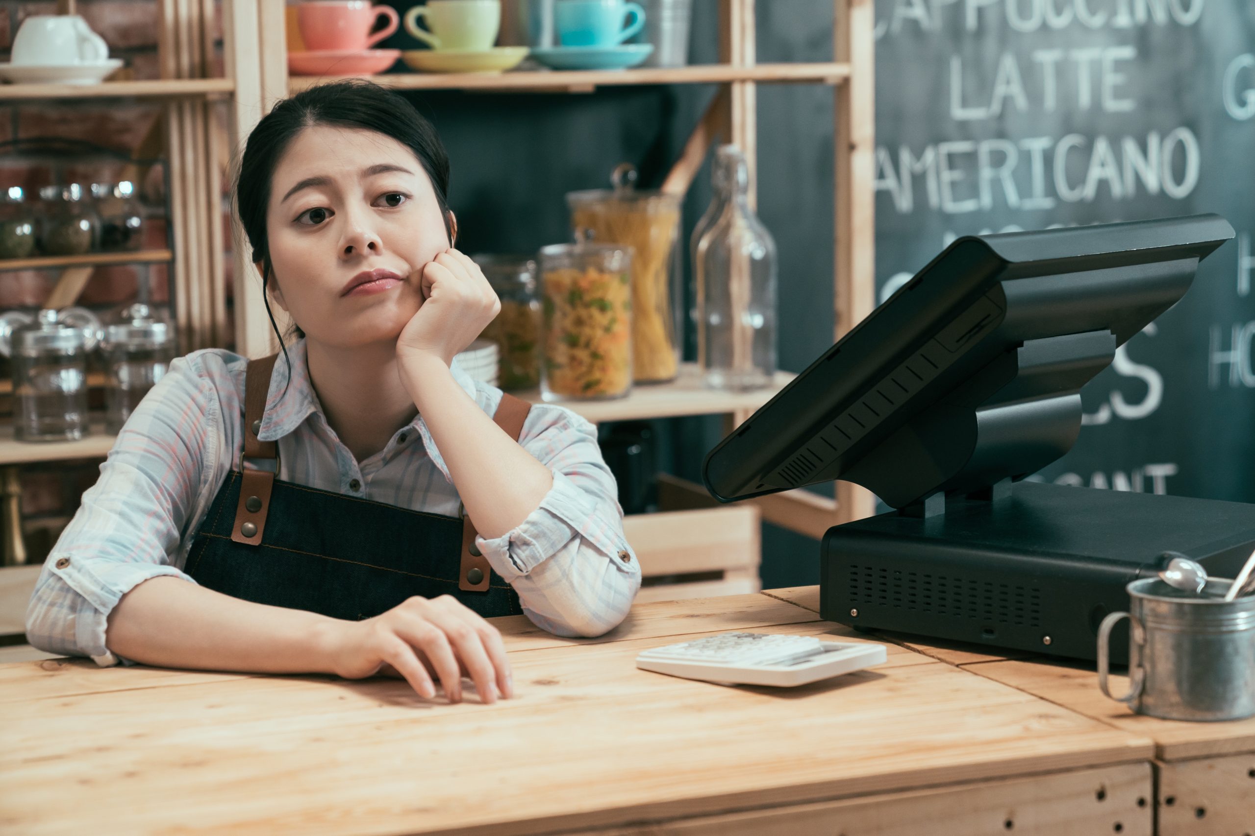 Sai Lầm Vệ Sinh Khiến Kinh Doanh Nhà Hàng Mất Khách Trong Mùa Cao Điểm