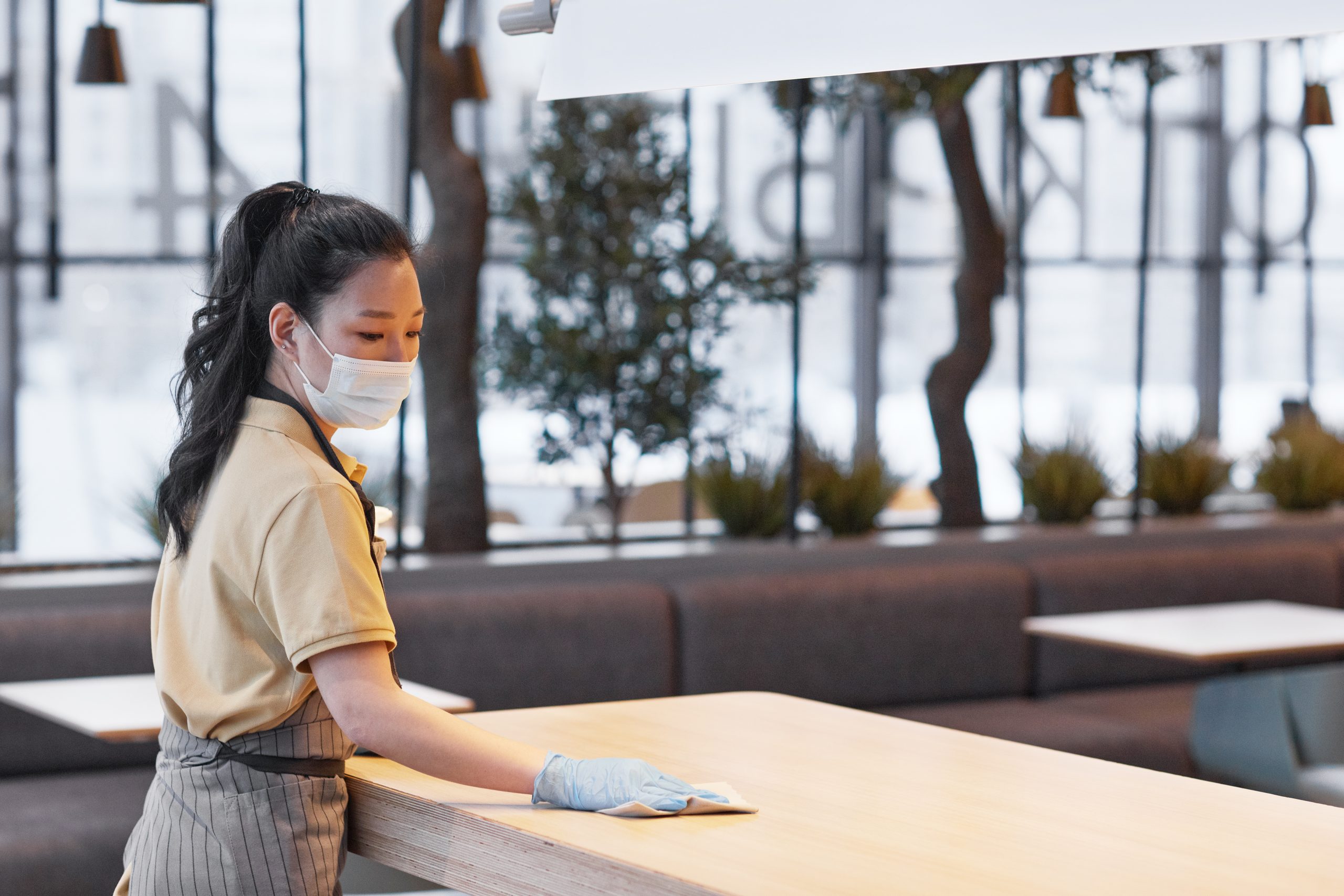 các sai lầm phổ biến trong vệ sinh không gian nhà hàng